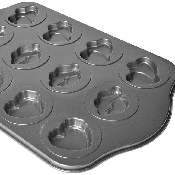Chloe's Kitchen 203-168 Valentine 12-Cavity Cookie Pan - Picture 3 of 3